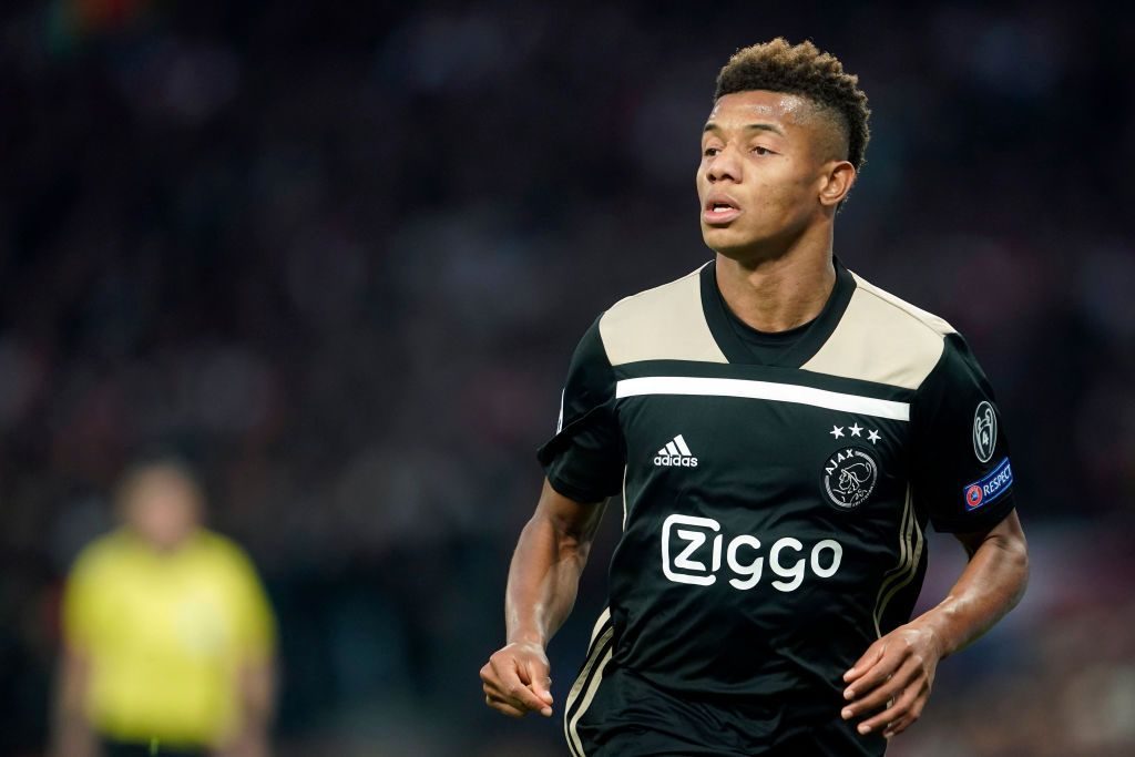 Chelsea Lupakan Jovic, Alihkan Target Ke David Neres!